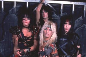 Mötley Crüe - Reprodução