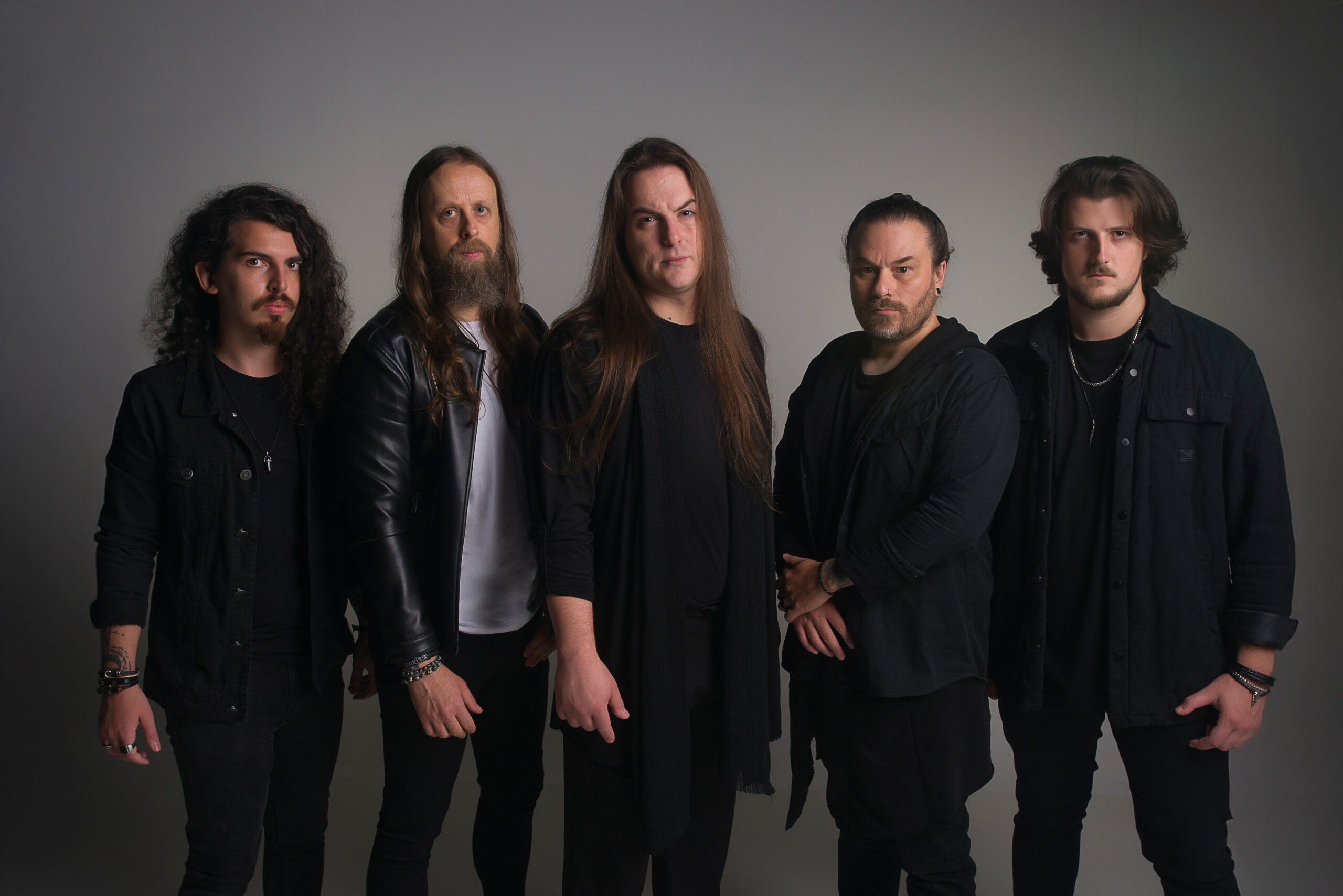 HIBRIA lança videoclipe de “Pulse” e apresenta novo capítulo de “On the Shortness of Life”
