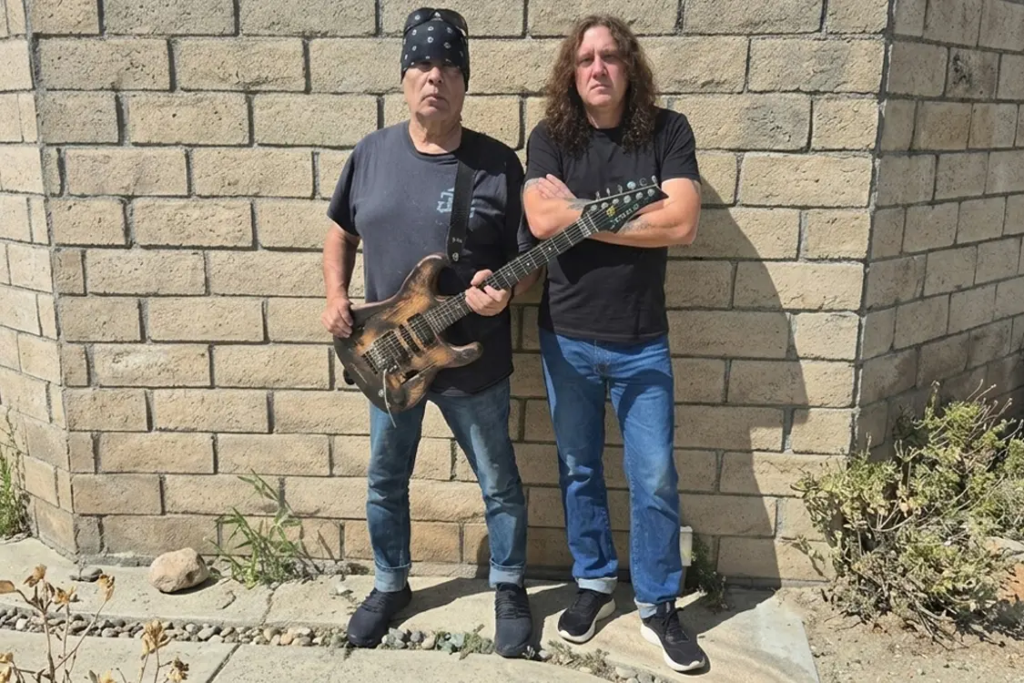 Tracy G., ex-guitarrista de Ronnie James Dio, resgata clássico com nova formação e o brasileiro Fabiano Negri nos vocais