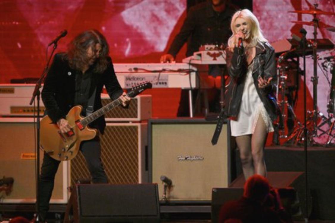 The Pretty Reckless e Dave Grohl lançam nova versão de “About You”