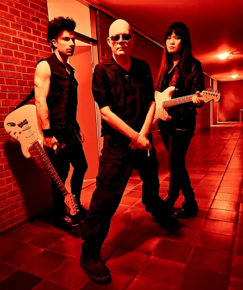 The-Sisters-of-Mercy_2025_band_photo__reference-scaled