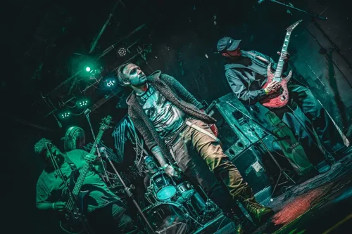 kaos_e_os_bastardos_banda